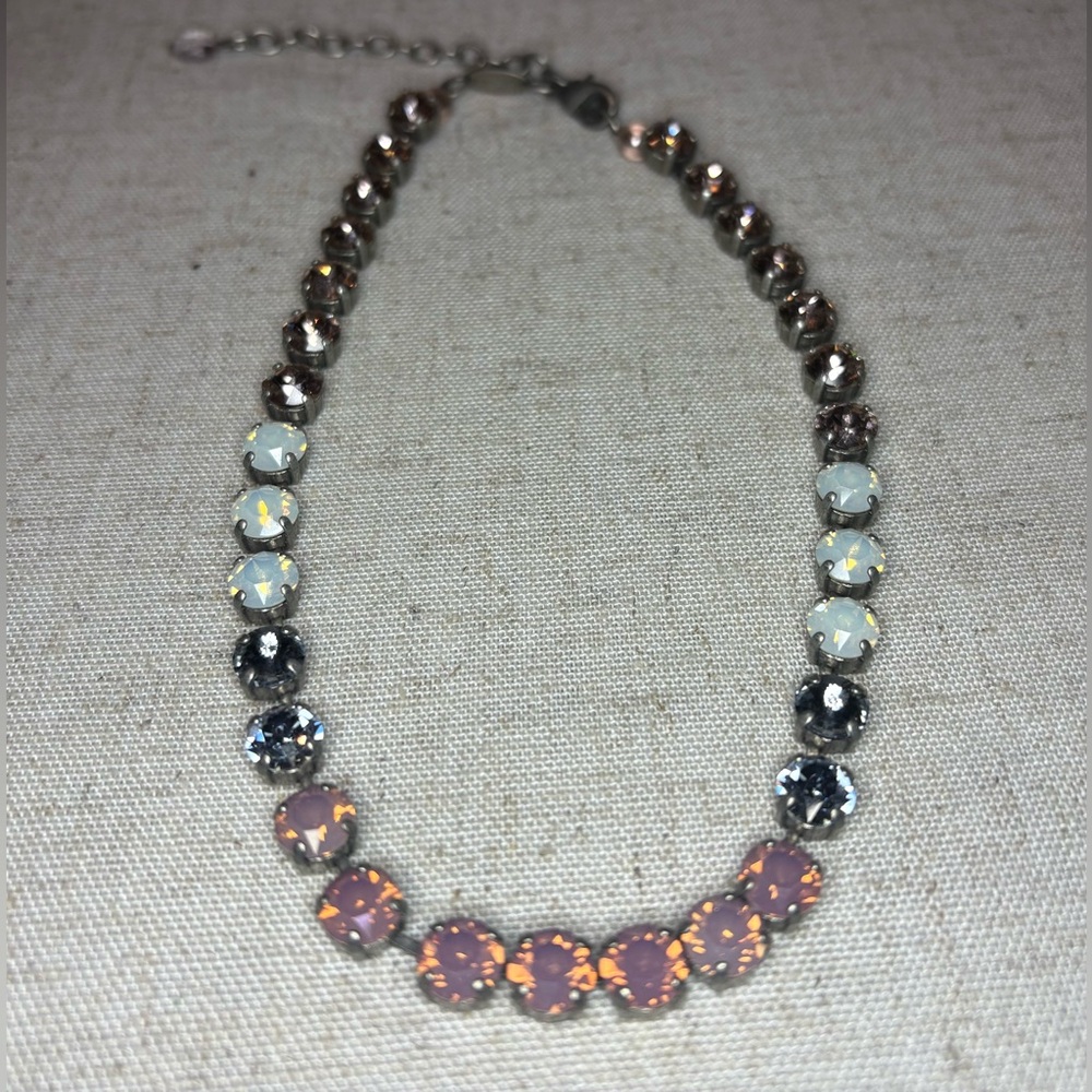 Sabika Edition Summer Art Fun
Choker - NEW-RETIRED-S/S 2014-Pinks, white, grays